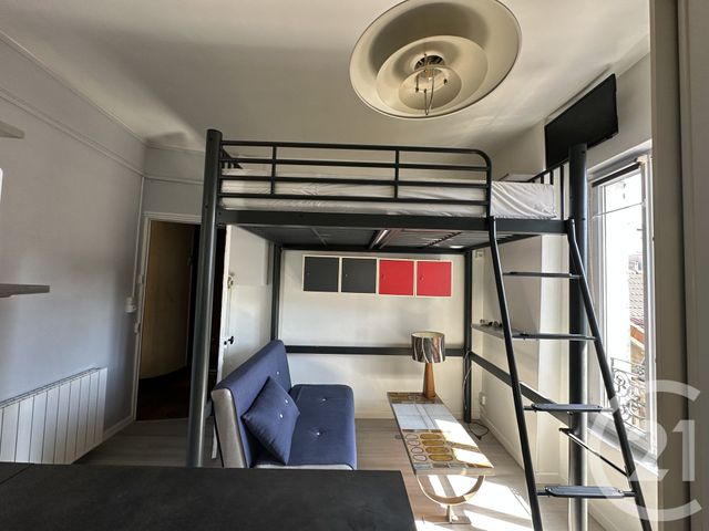 Appartement Studio à louer - 1 pièce - 16.17 m2 - VILLEJUIF - 94 - ILE-DE-FRANCE - Century 21 K.B. Immobilier