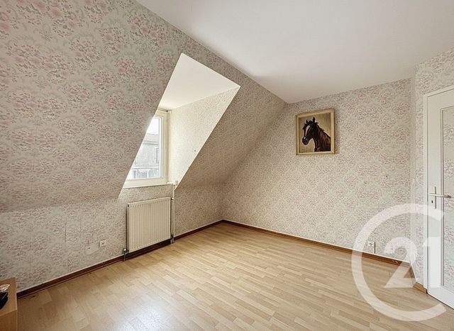 maison à vendre - 6 pièces - 105.66 m2 - VILLEJUIF - 94 - ILE-DE-FRANCE - Century 21 K.B. Immobilier