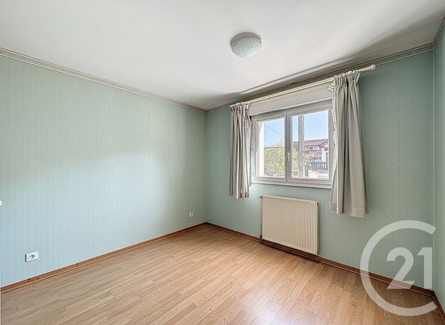 maison à vendre - 6 pièces - 105.66 m2 - VILLEJUIF - 94 - ILE-DE-FRANCE - Century 21 K.B. Immobilier