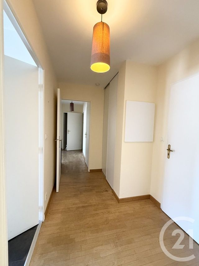 Appartement F3 à louer - 3 pièces - 62.25 m2 - VILLEJUIF - 94 - ILE-DE-FRANCE - Century 21 K.B. Immobilier