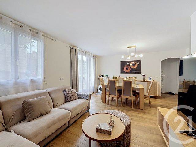Appartement T4 à vendre - 4 pièces - 61.33 m2 - VITRY SUR SEINE - 94 - ILE-DE-FRANCE - Century 21 K.B. Immobilier