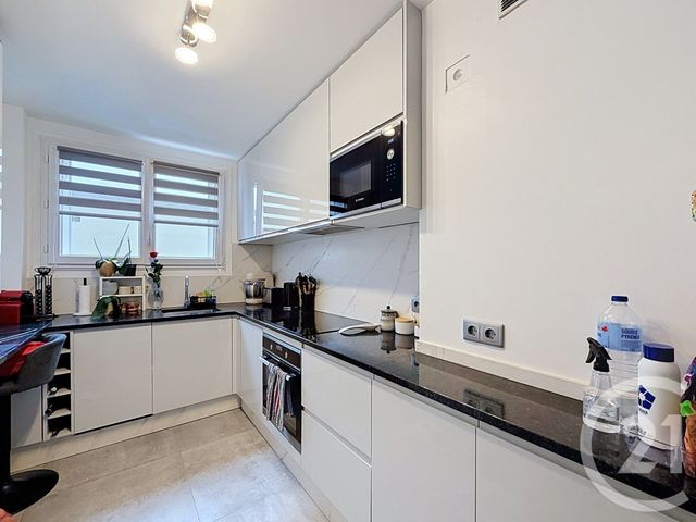 Appartement T4 à vendre - 4 pièces - 61.33 m2 - VITRY SUR SEINE - 94 - ILE-DE-FRANCE - Century 21 K.B. Immobilier