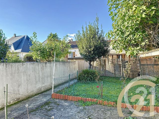 maison à vendre - 3 pièces - 48.0 m2 - VILLEJUIF - 94 - ILE-DE-FRANCE - Century 21 K.B. Immobilier