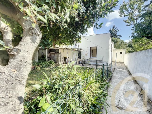 maison à vendre - 3 pièces - 48.0 m2 - VILLEJUIF - 94 - ILE-DE-FRANCE - Century 21 K.B. Immobilier