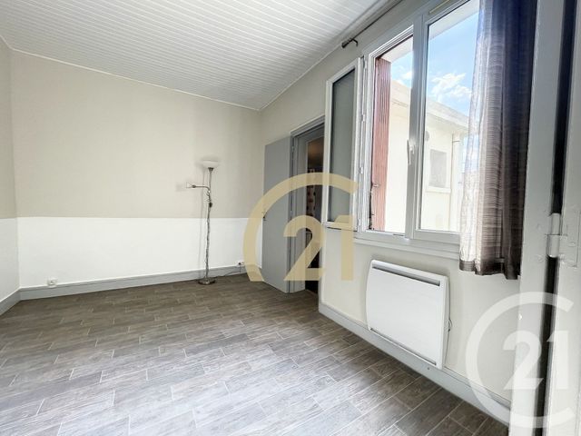 maison à vendre - 3 pièces - 48.0 m2 - VILLEJUIF - 94 - ILE-DE-FRANCE - Century 21 K.B. Immobilier