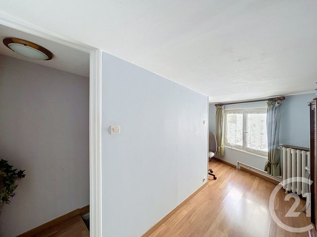 maison à vendre - 5 pièces - 103.0 m2 - VILLEJUIF - 94 - ILE-DE-FRANCE - Century 21 K.B. Immobilier