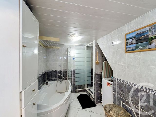 maison à vendre - 5 pièces - 103.0 m2 - VILLEJUIF - 94 - ILE-DE-FRANCE - Century 21 K.B. Immobilier